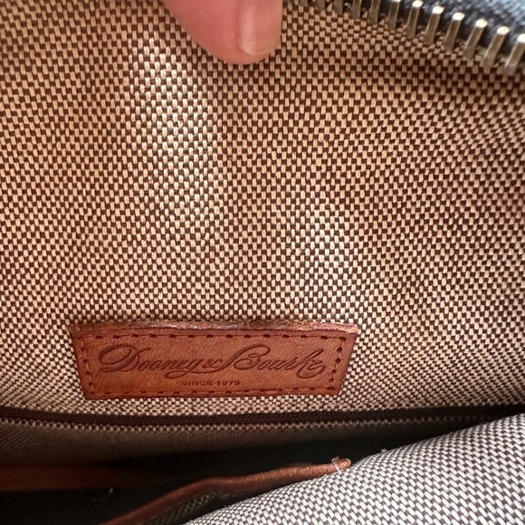Vintage Dooney & Bourke Handbag - Picture 6 of 6